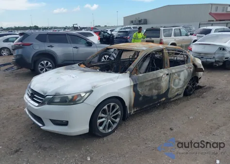 2015 Honda Accord Sport z USA, uszkodzony, nr VIN 1HGCR2F57FA266623